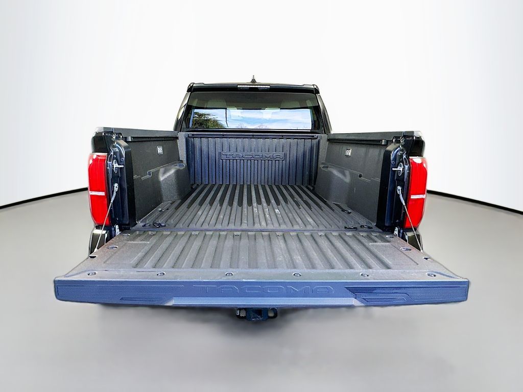 Thumbnail: 2025 Toyota Tacoma - 25