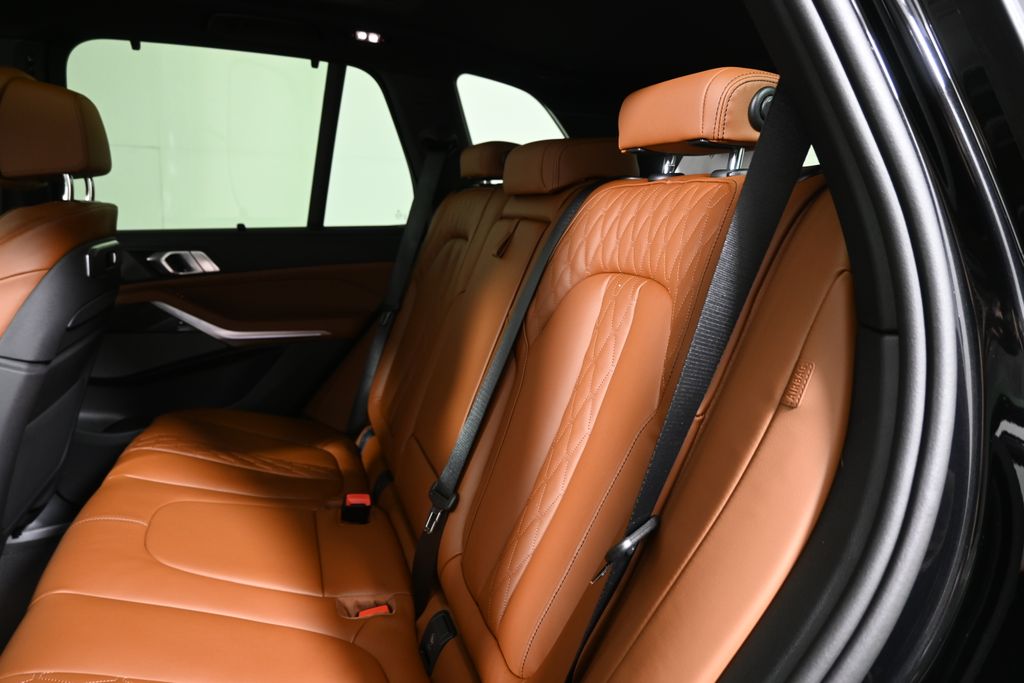 Thumbnail: 2026 BMW X5 - 4