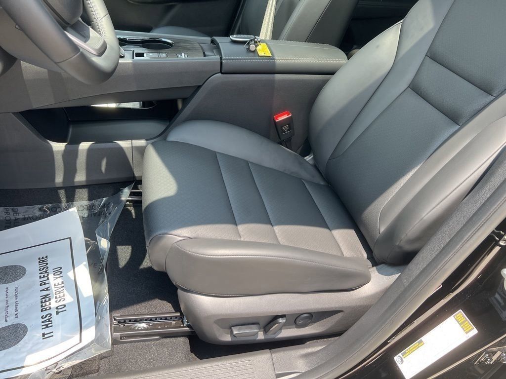 2025 Super Black Nissan Rogue SV FWD SUV