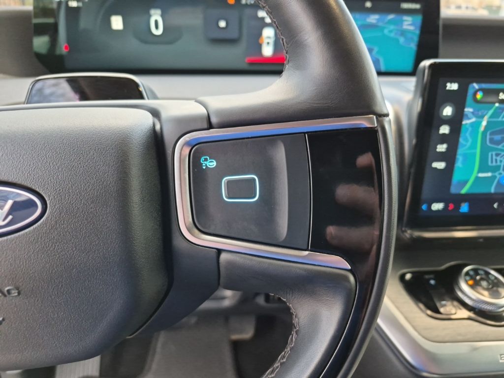 Used Car 2025 Ford Expedition  Platinum For Sale Under $80,000 In Austin, Texas