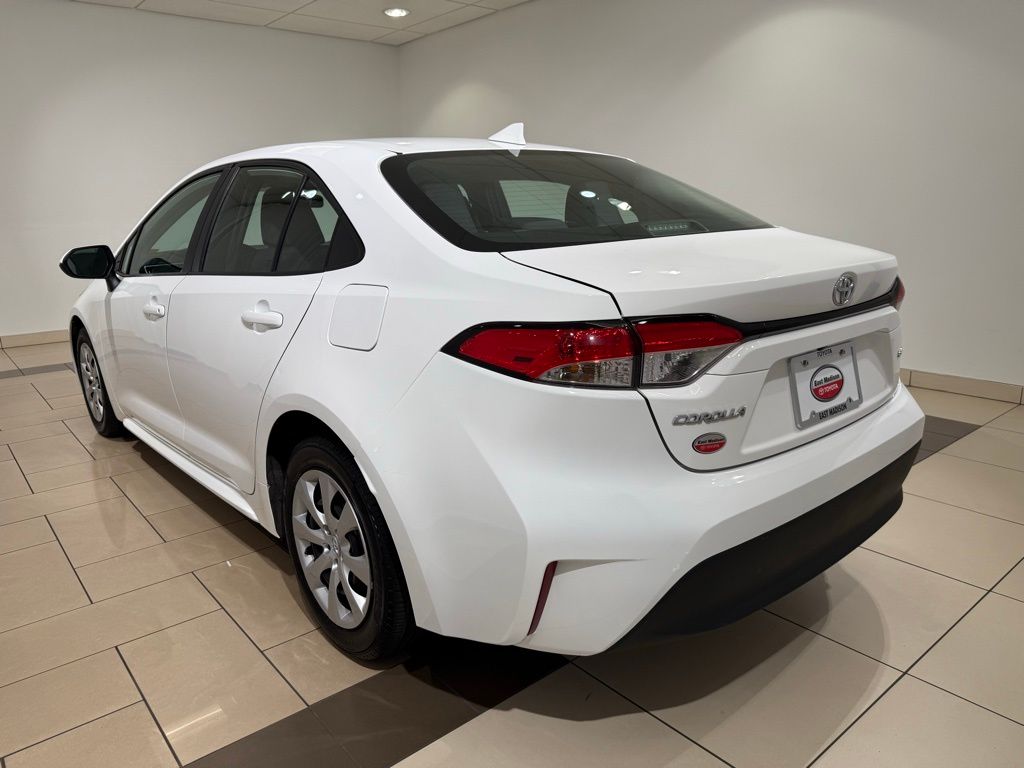 Thumbnail: 2024 Toyota Corolla - 3