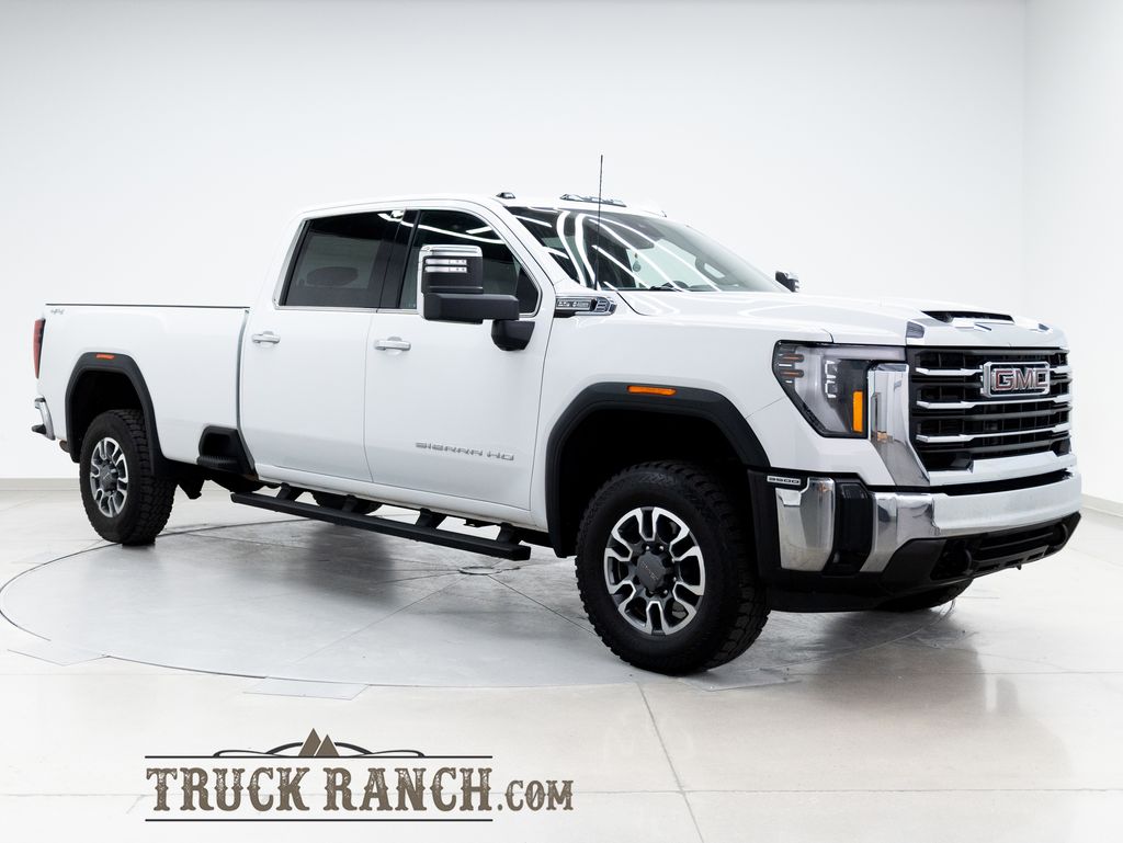 2024 GMC Sierra 3500HD SLT Crew Cab 4WD