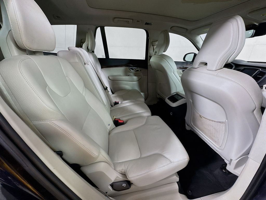 Used Car 2019 Volvo Xc90  T5 Momentum For Sale Under $20,000 In Austin, Texas