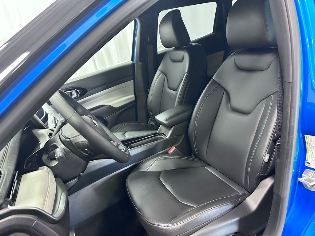 used 2025 Jeep Compass car, priced at $28,992