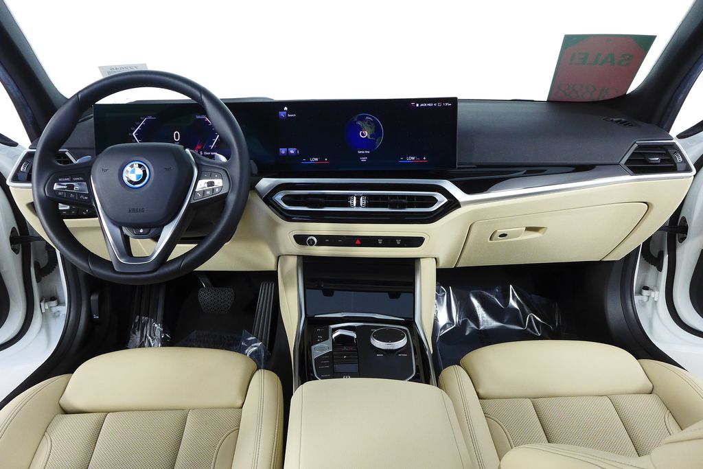 Thumbnail: 2023 BMW 3 Series - 25