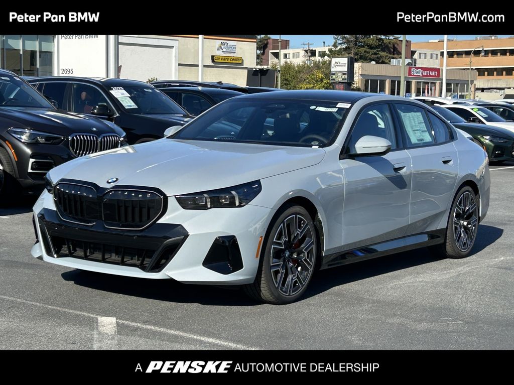 Thumbnail: 2026 BMW 5 Series - 1