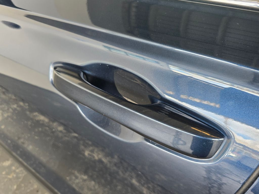 Thumbnail: 2023 Honda CR-V - 17