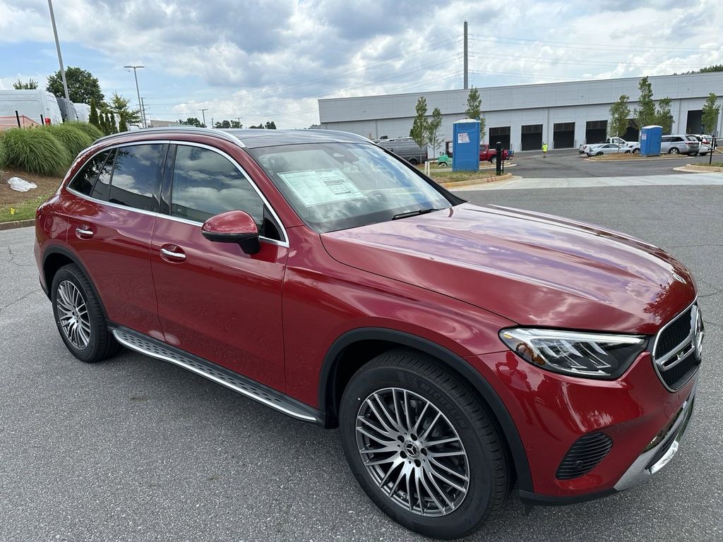 2024 Mercedes-Benz GLC GLC 300 2