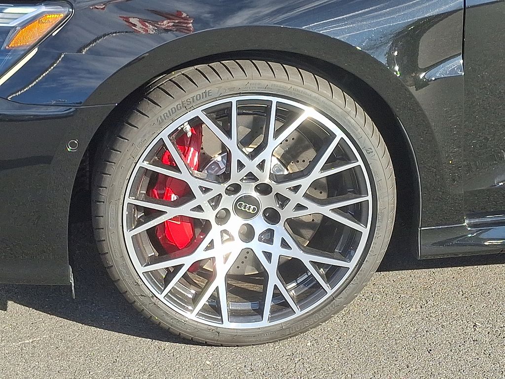 Thumbnail: 2026 Audi RS 3 - 8