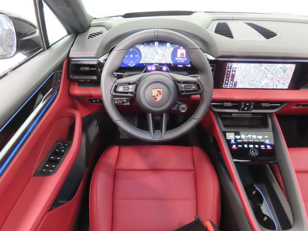 Thumbnail: 2026 Porsche Macan - 17