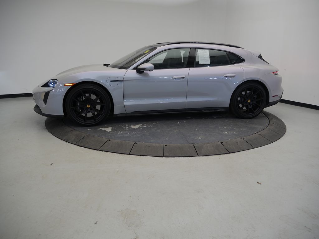 Thumbnail: 2023 Porsche Taycan - 2