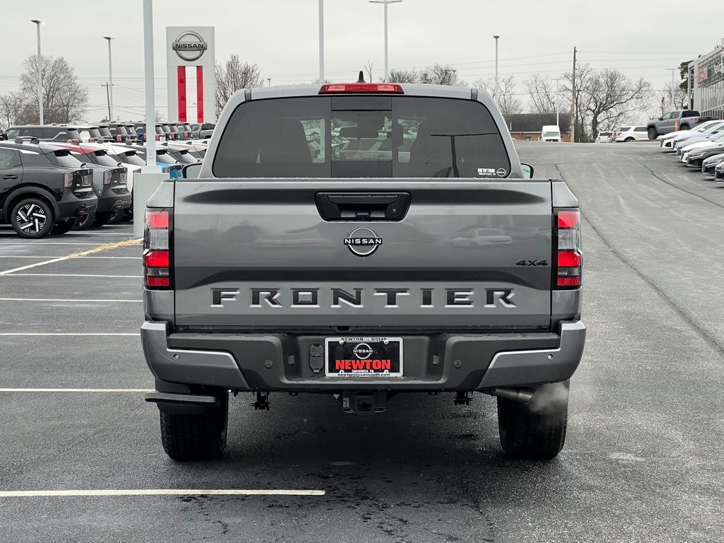 View vehicle photo 5