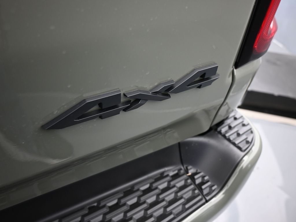 New 2026 Canyon Lake Ram Laramie image 39