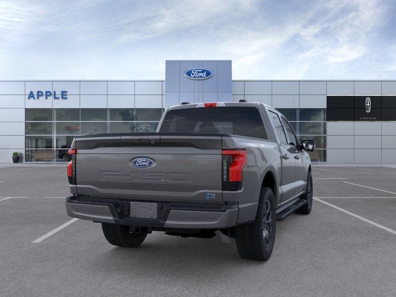 2025 Ford F-150 Lightning Flash