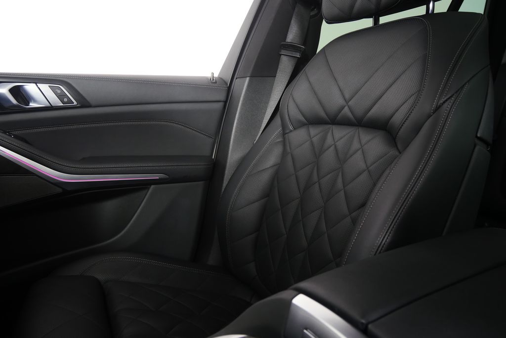 Thumbnail: 2024 BMW X5 - 29