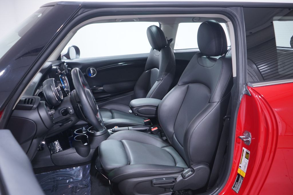 Thumbnail: 2019 MINI Cooper - 7