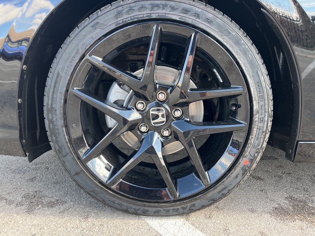 Thumbnail: 2026 Honda Civic - 6