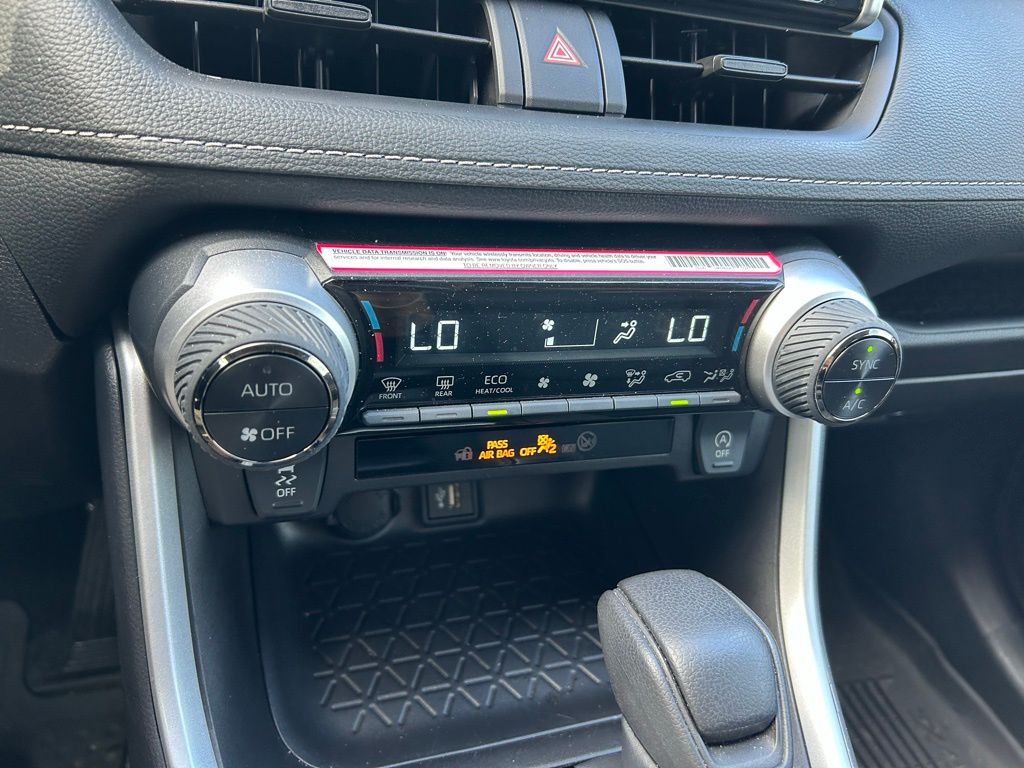 Thumbnail: 2024 Toyota RAV4 - 26