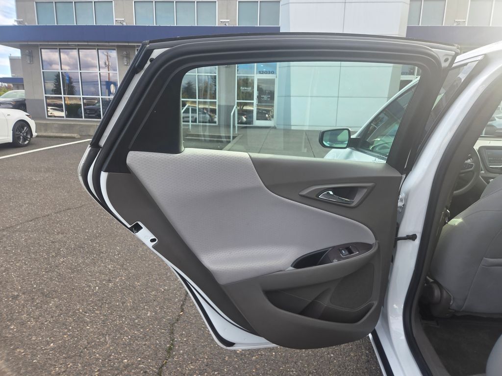 2018 Chevrolet Malibu LS