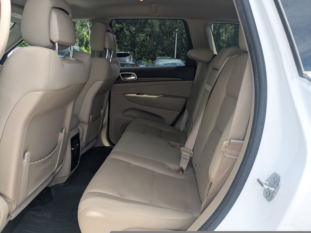 2017 Jeep Grand Cherokee Laredo