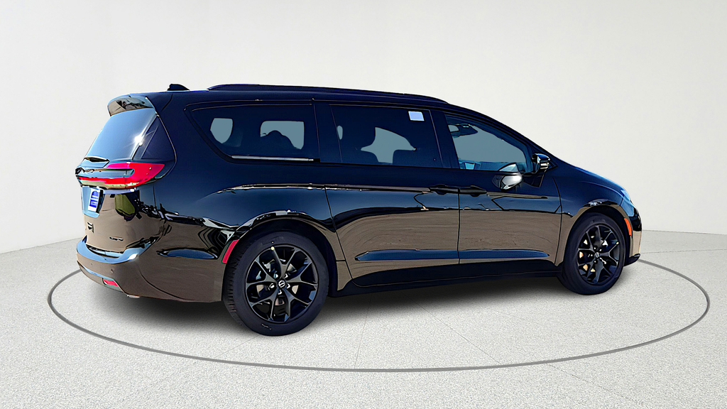 2026 Chrysler Pacifica