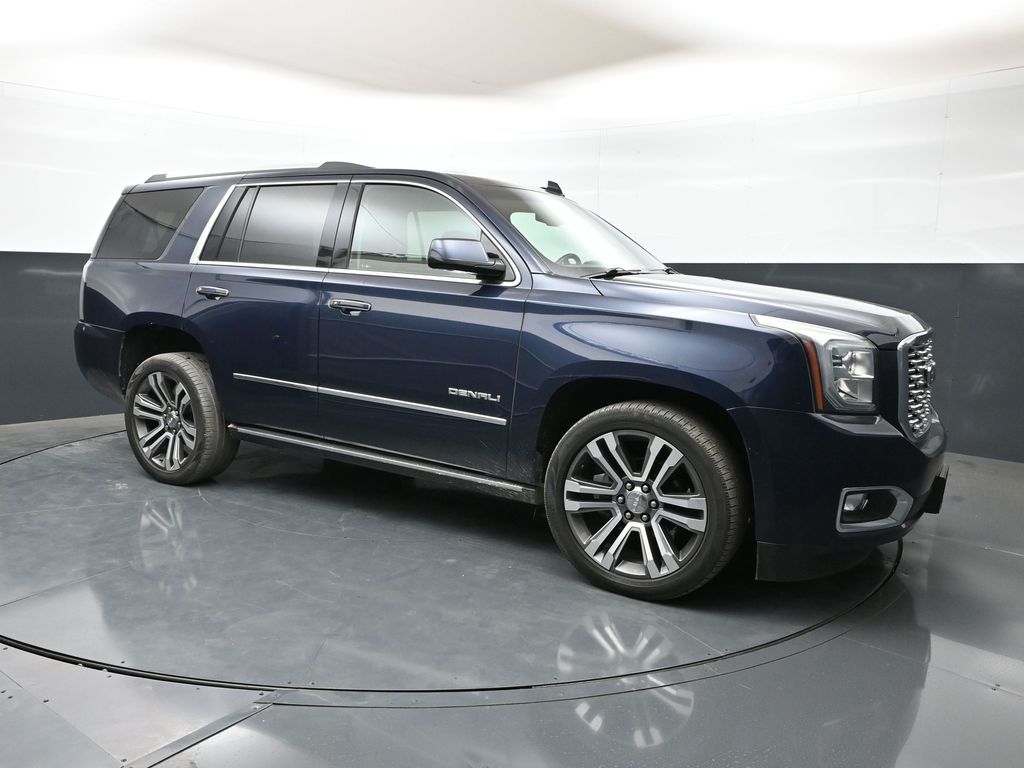 Dark Sapphire Blue Metallic 2018 GMC Yukon SUV / Crossover Four-Wheel Drive