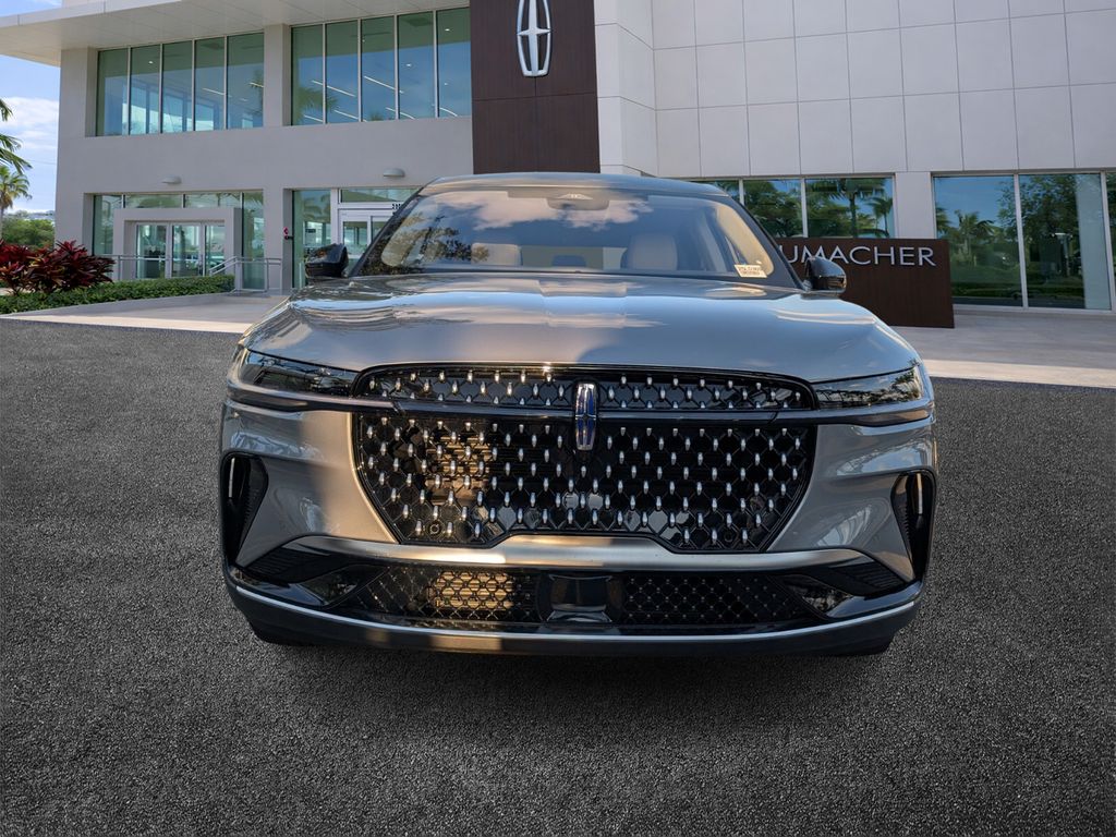 new 2025 Lincoln Nautilus car, priced at $55,728