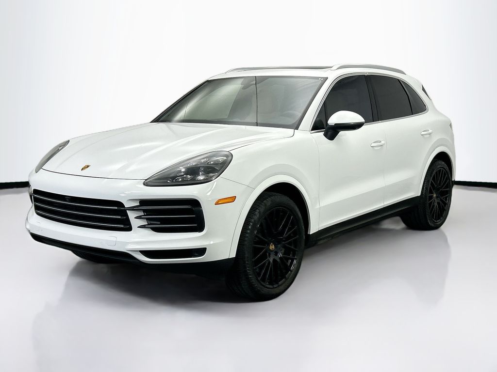 Thumbnail: 2020 Porsche Cayenne - 1