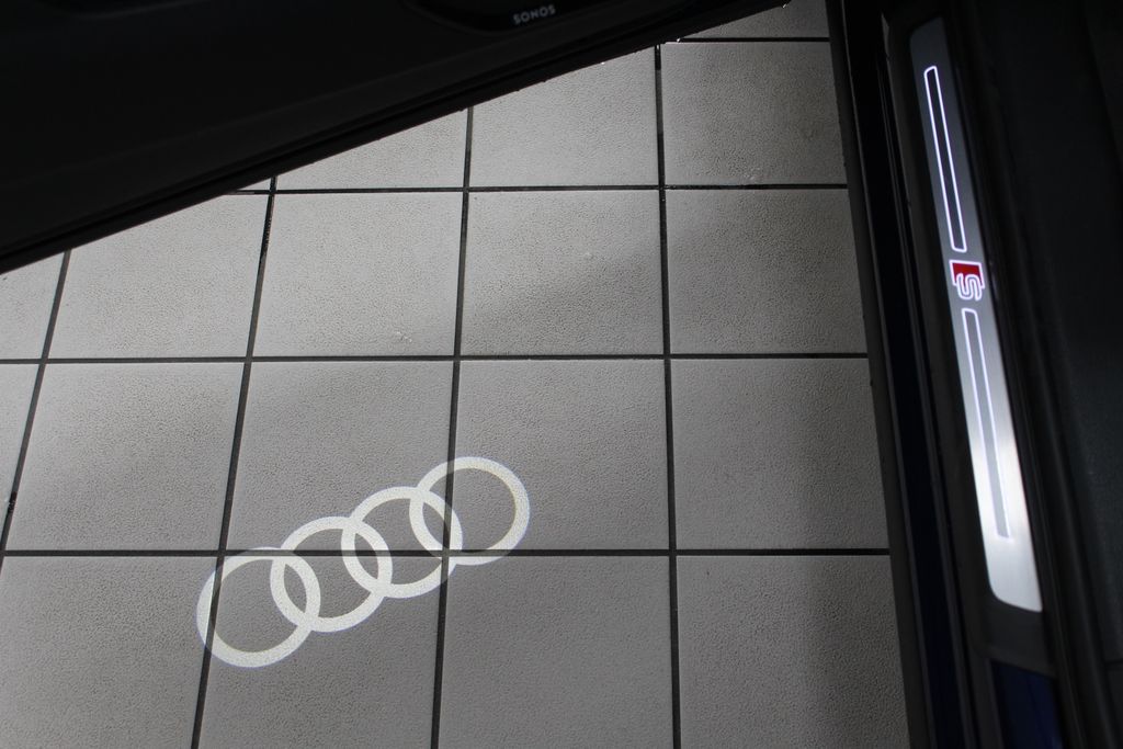 Thumbnail: 2025 Audi Q3 - 15