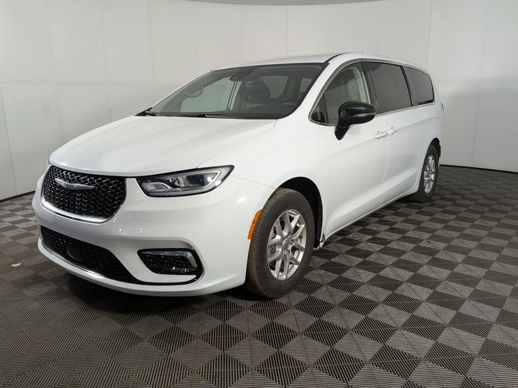 2024 Chrysler Pacifica Touring L FWD