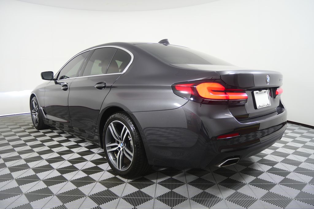 Thumbnail: 2023 BMW 5 Series - 5