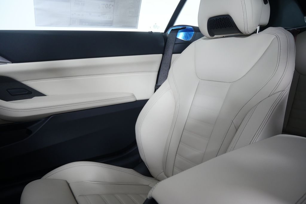 Thumbnail: 2026 BMW 4 Series - 19