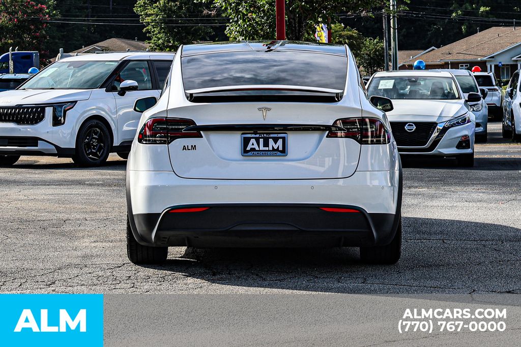 Used 2023 White Tesla Standard Range image 15