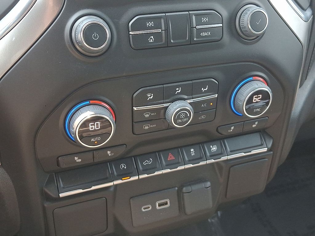 Thumbnail: 2022 Chevrolet Silverado 1500 - 16