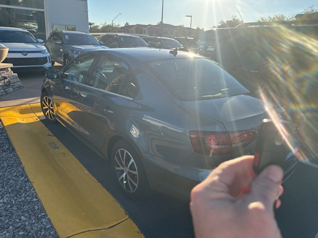 Thumbnail: 2018 Volkswagen Jetta - 6