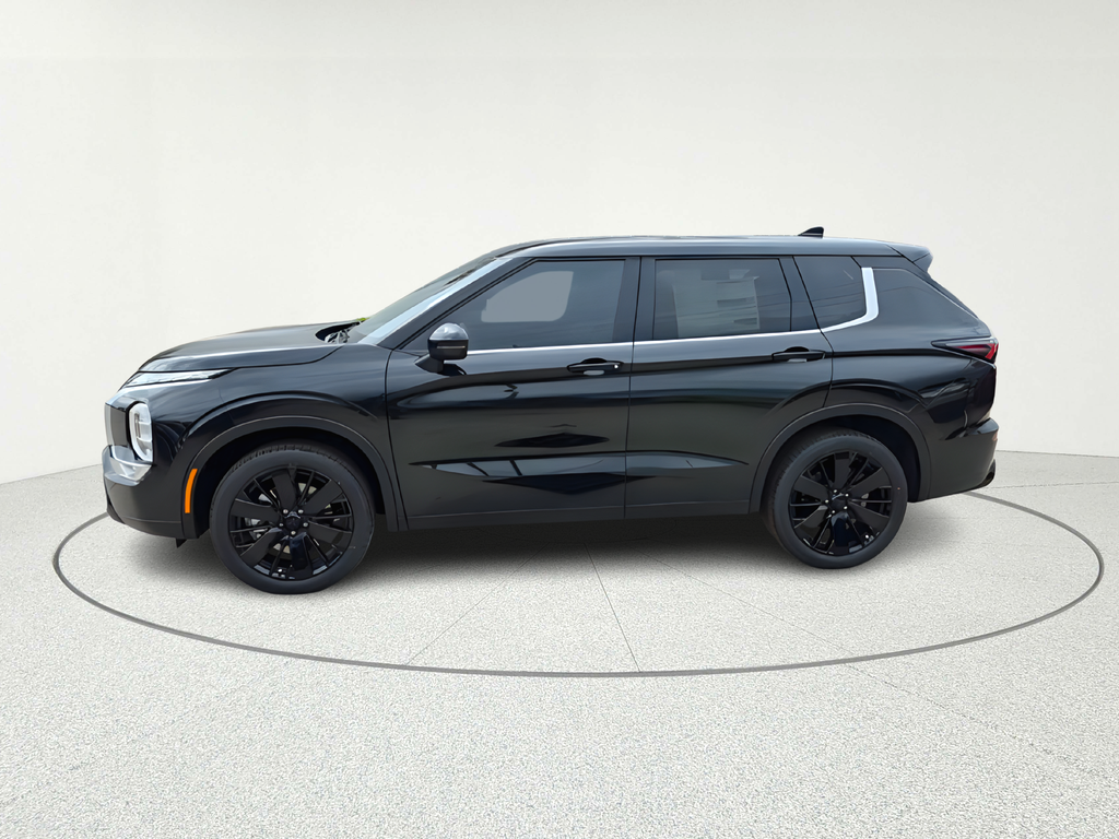 2026 Mitsubishi Outlander LE - 2