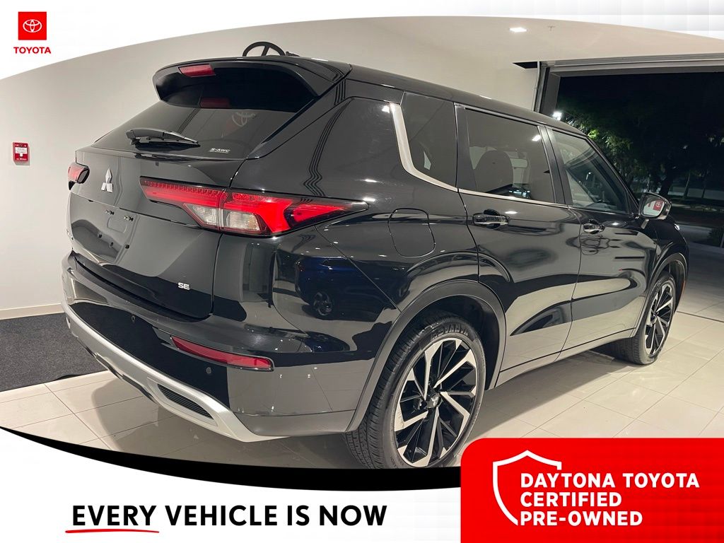 2024 Mitsubishi Outlander SE - Photo 8