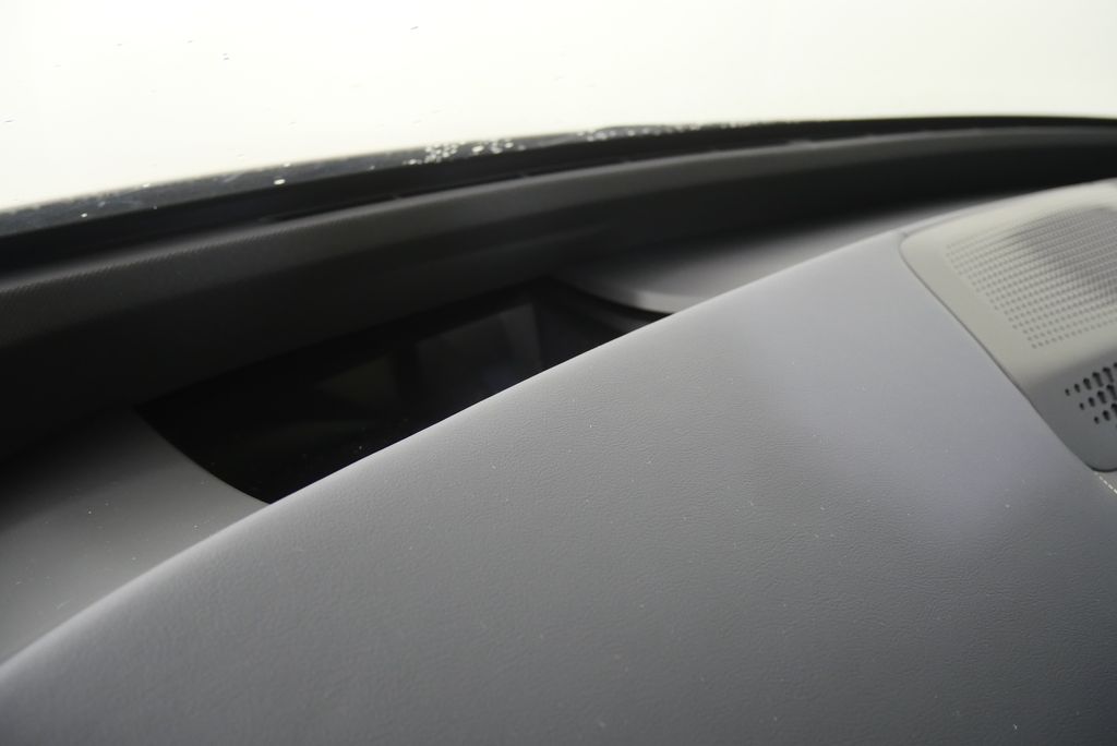 Thumbnail: 2026 BMW iX - 20