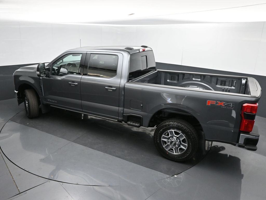 2026 Ford F-350 Super Duty Lariat