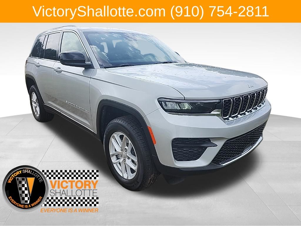 Silver Zynith 2026 Jeep Grand Cherokee SUV / Crossover 4X2 8-Speed Automatic