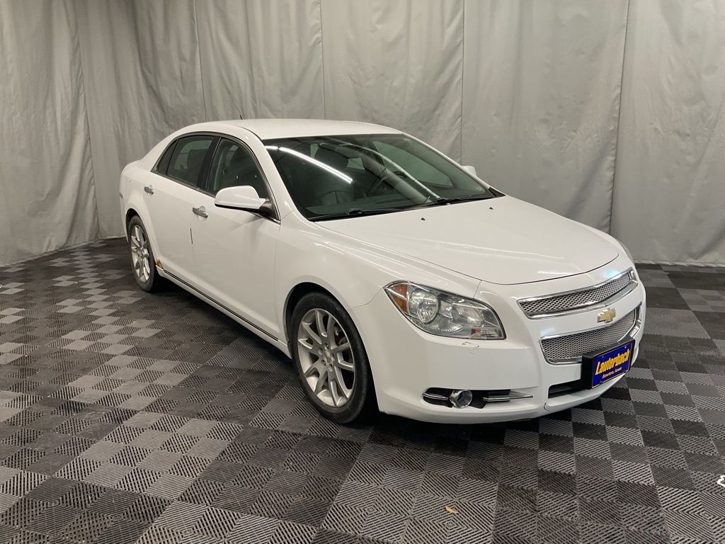Summit White 2010 Chevrolet Malibu LTZ FWD Sedan Front-Wheel Drive 6-Speed Automatic Overdrive