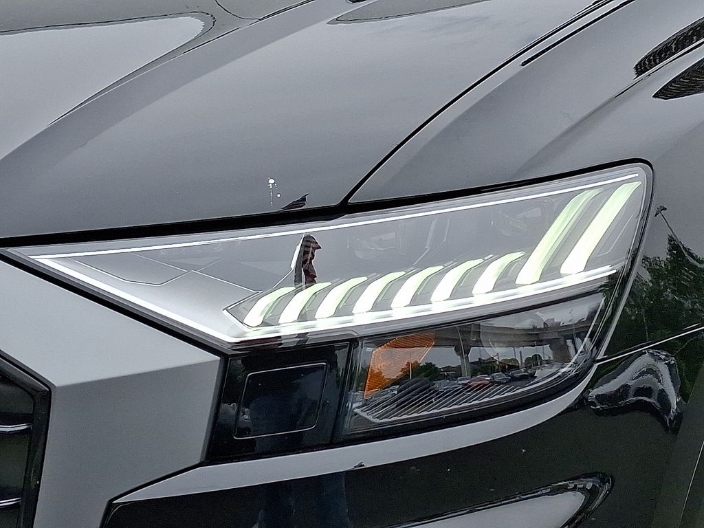 2023 Audi Q8 Premium Plus 9