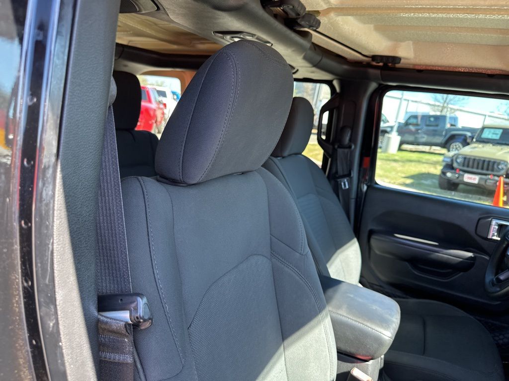 Used Car 2021 Jeep Wrangler  Unlimited Sport For Sale Under $30,000 In Austin, Texas