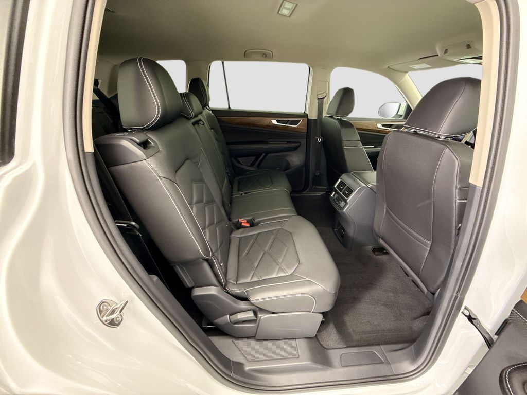 Thumbnail: 2026 Volkswagen Atlas - 20