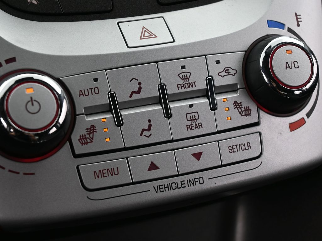 Used 2017 Dark Sapphire Blue Metallic GMC SLE-2 image 24