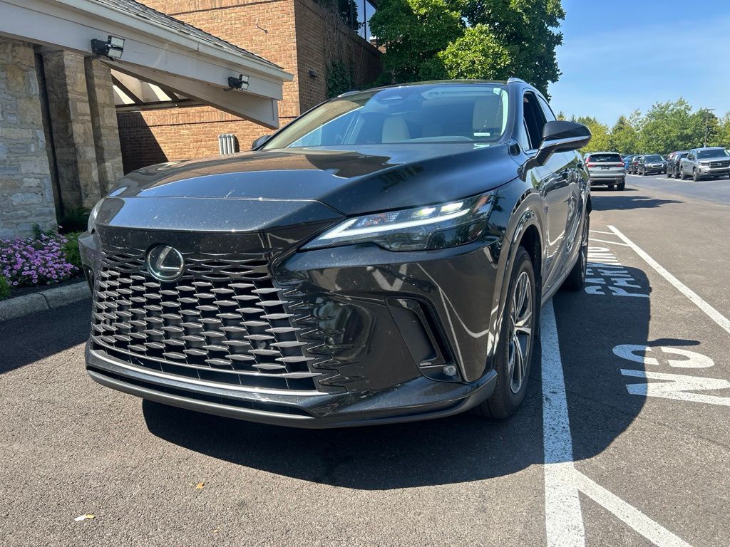 Used 2023 Black Lexus 350h Premium image 3