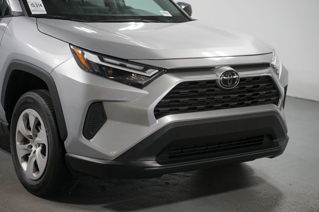 Thumbnail: 2023 Toyota RAV4 - 4