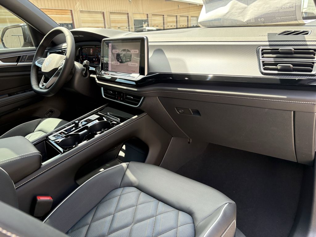 New 2026 Pure Gray Volkswagen 2.0T SEL Premium R-Line image 29