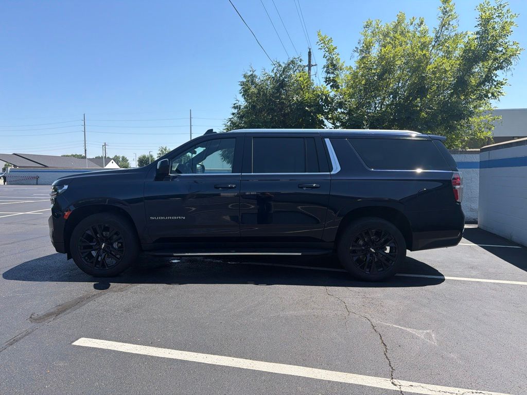 Thumbnail: 2021 Chevrolet Suburban - 2