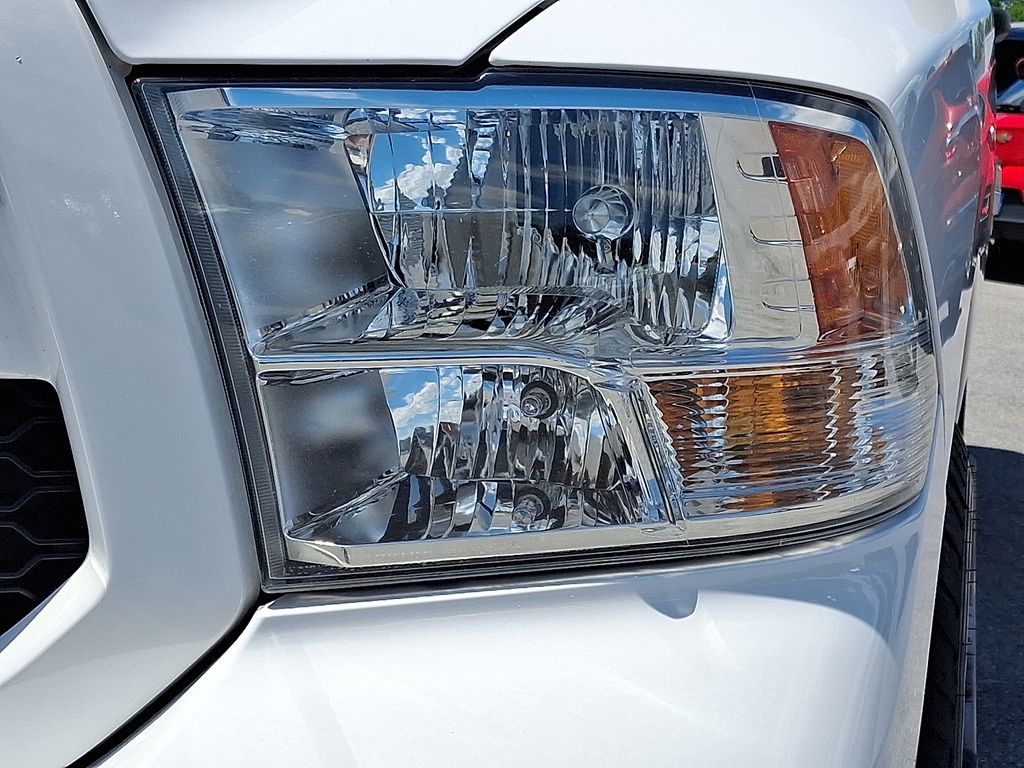 2018 Ram 1500 — photo 10